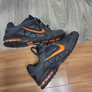 NEW NIKE MENS AIR MAX SONIC SIZE US11    519141-080 VINTAGE 2011